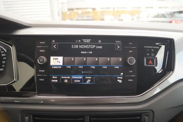 Volkswagen POLO 1.0 TSI 95pk Highline -ECC-DAB-CARPLAY-ACC-