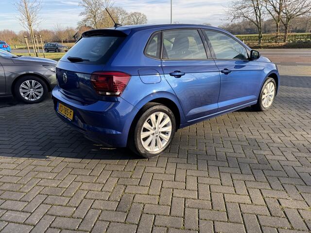 Volkswagen POLO 1.0 MPI Beats