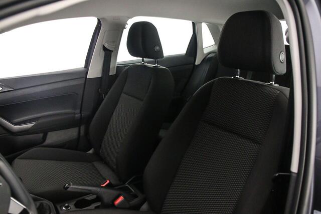 Volkswagen POLO Polo 1.0 TSI 95pk Cruise control, App connect, Parkeersensor achter, Airco, DAB, Radio, LED koplampen, Bluetooth