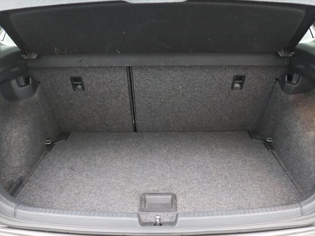 Volkswagen POLO 1.0 TSI Comfortline Business 95PK DSG Trekhaak, Navi, Clima, Cruise Controle, 16" LM Velgen, Stoelverwarming