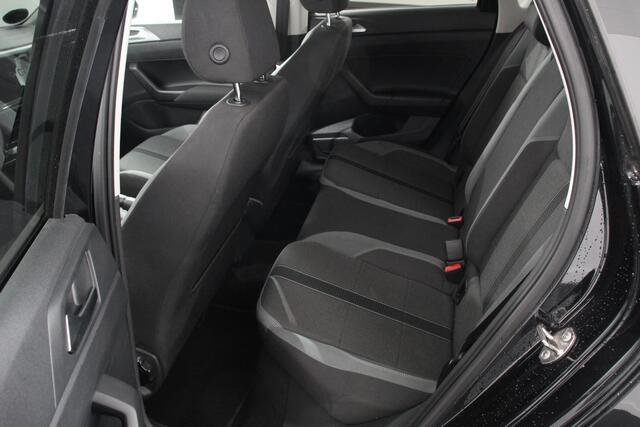 Volkswagen POLO 1.0 TSI 110 pk DSG Highline | Navigatie | Apple Carplay/Android Auto Wireless | Adaptive cruise control | Parkeersensoren | Stoelverwarming | Getinte ramen | Climatronic