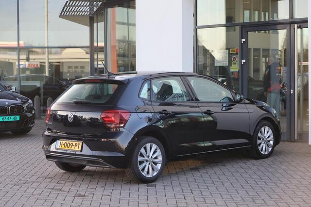 Volkswagen POLO 1.0 TSI Highline achteruitrijcamera, executive pakket, navigatie, spiegel pakket, PDC voor en achter, digital cockpit pro