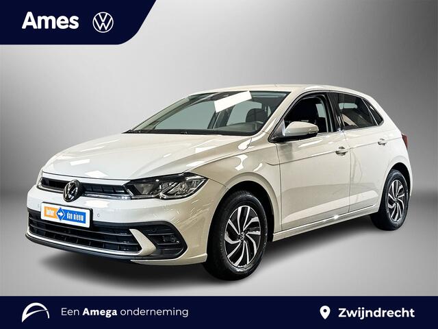 Volkswagen POLO 1.0 95pk TSI Life Edition Achteruitrijcamera | Stoelverwarming | Parkeersensoren voor en achter