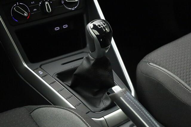 Volkswagen POLO Life Edition 1.0 TSI 95 pk 5 versn. Hand · Achteruitrijcamera · regensensor · Voorraad OUTLET