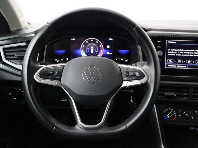 Volkswagen POLO 1.0 TSI Life | 95 PK | Trekhaak afneembaar | Navigatiesysteem | Parkeersensoren |