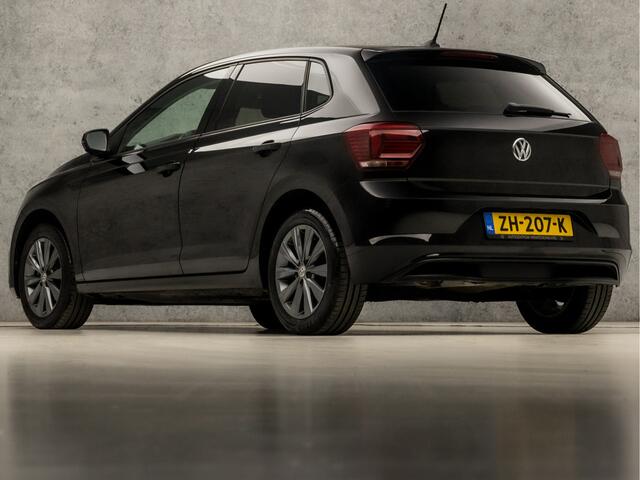 Volkswagen POLO 1.0 TSI Sportline (VIRTUAL COCKPIT, APPLE CARPLAY, GROOT NAVI, CLIMATE, SPORTSTOELEN, LM VELGEN, GETINT GLAS, PARKEERSENSOREN, ADAPTIVE CRUISE, NIEUWSTAAT)