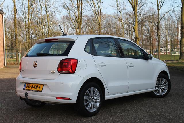 Volkswagen POLO 1.2 TSI Comfortline | Carplay | CC | Trekhaak | Navi