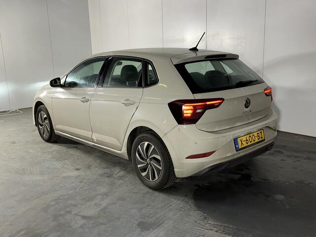 Volkswagen POLO 1.0 TSI Life / GARANTIE TM 11-2027/ ADAPT. CRUISE/ DIGITAAL DASH/ LED/ APP-CONNECT/ AIRCO/ PARK. SENSOREN/ 15" LMV/ BLUETOOTH