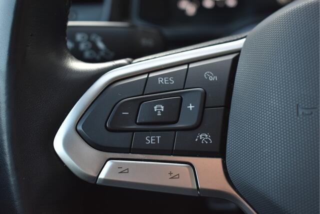 Volkswagen POLO 1.0 TSI Life Virtual cockpit, Adaptive cruise, Carplay, PDC, NAP