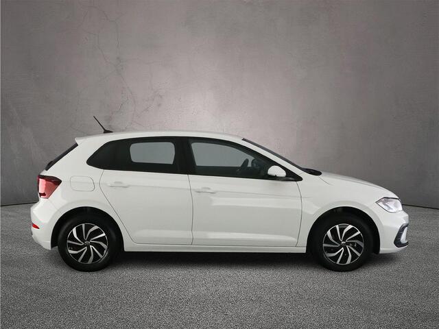 Volkswagen POLO Life Edition 1.0 TSI 95pk Adaptive cruise control, Achteruitrijcamera, LED koplampen, DAB, Radio, App connect, Parkeersensor achter, Airco, Bluetooth