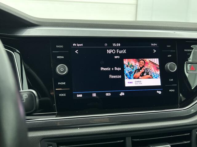 Volkswagen POLO 1.0 TSI 5drs. Highline Business R / Full options !!