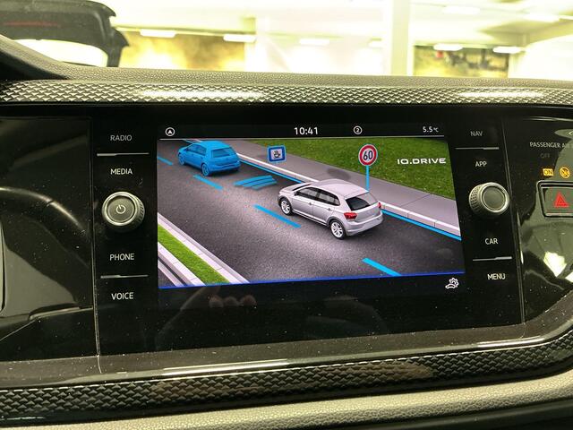 Volkswagen POLO 1.0 TSI 95pk DSG Life Business · Apple/Android Car Play · Navigatie · P-Sensoren · Stoelverwarming · 15'' Inch · Garantie t/m 04-01-2028 of 100.000km