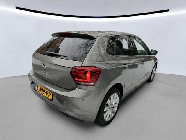 Volkswagen POLO 1.0 TSI Highline / AUTOMAAT/ PARK. SENSOREN/ DIGITAL DASHBOARD/ NAVI/ CLIMA/ 16" LMV