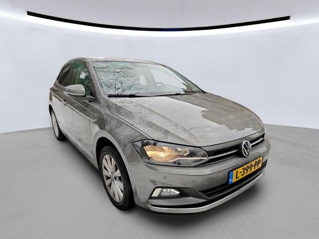 Volkswagen POLO 1.0 TSI Highline / AUTOMAAT/ PARK. SENSOREN/ DIGITAL DASHBOARD/ NAVI/ CLIMA/ 16" LMV