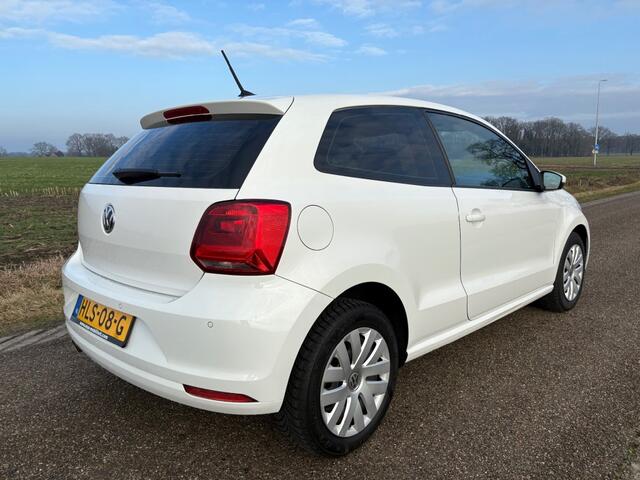 Volkswagen POLO 1.2 TSI HIGHLINE / AIRCO / NAVI / NETTE STAAT