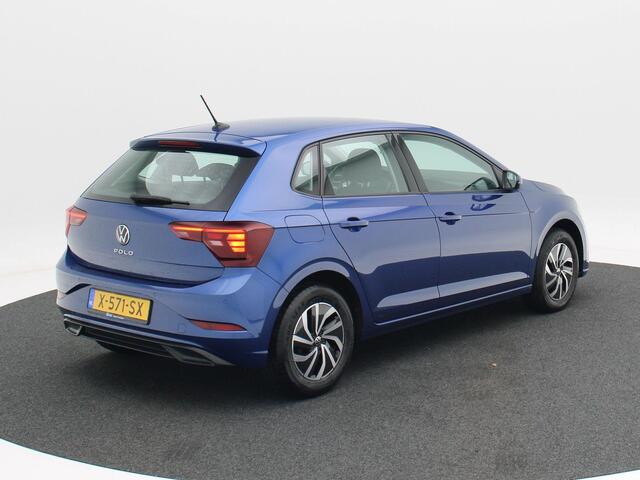 Volkswagen POLO 1.0 TSi Style | Virtual Cockpit | Camera | Stoelverwarming | Apple CarPlay | LED | Sensoren | 15 Inch | 37.902 Km!!