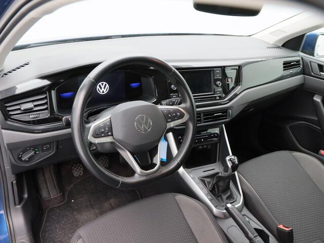Volkswagen POLO 1.0 TSi Style | Virtual Cockpit | Camera | Stoelverwarming | Apple CarPlay | LED | Sensoren | 15 Inch | 37.902 Km!!