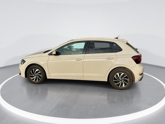 Volkswagen POLO 1.0TSI/95PK Life Edition · Apple/Android Car Play · Camera + Parkeersensoren · LED · Clima · Garantie t/m 28-11-2029 of 100000km.