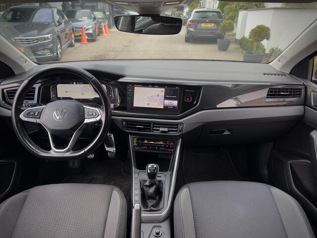 Volkswagen POLO 1.0 TSI LIFE NWSTE-MODEL NAVI CAMERA DIGI-DASH APPLE-CARPLAY IQ-LIGHT LED LMV PDC