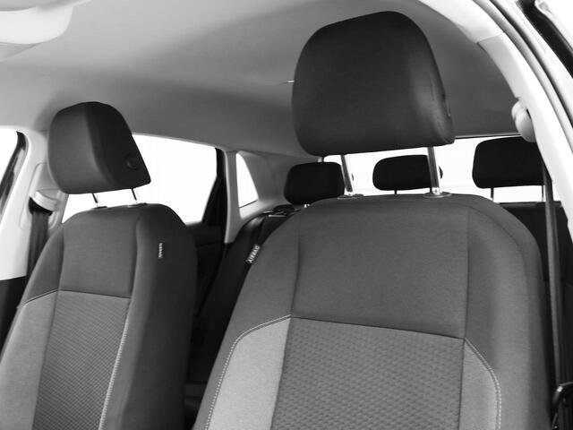 Volkswagen POLO 1.0 TSI 95pk Life · Apple/Android Car Play · ACC · P-Sensoren · Navigatie · Verkeersbord Detectie · Clima · DAB · Garantie t/m 17-10-2027 of 100.000km