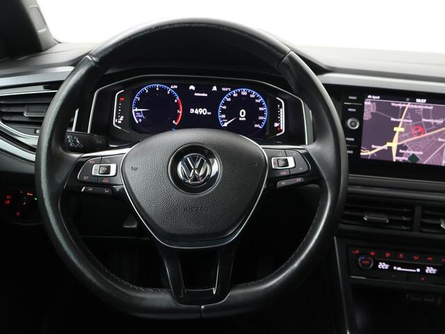 Volkswagen POLO 1.0 TSI Highline | 95 PK | Panoramadak | LED verlichting | Apple Carplay/Android Auto | R-Line |