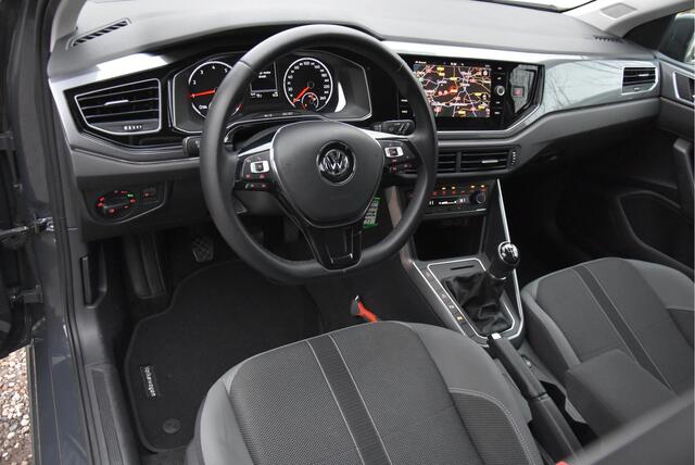 Volkswagen POLO 1.0 TSI R-Line Highline Bomvol! NAP 1e eigenaar Business R