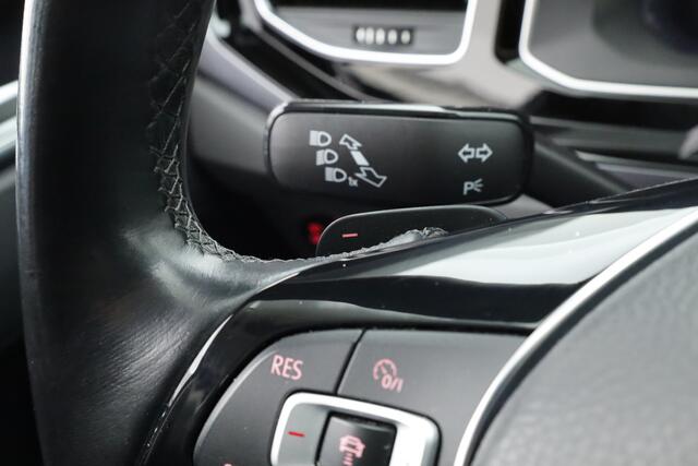 Volkswagen POLO 1.0 TSI Highline DSG | Camera | Adapt. Cruise | All Season | Navi | LED | PDC | Stoelverw.