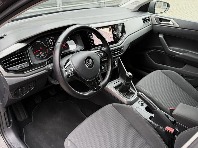 Volkswagen POLO 1.0 TSI *!* NAVI/ RADAR/ CARPLAY/ 17 INCH/ LED *!*