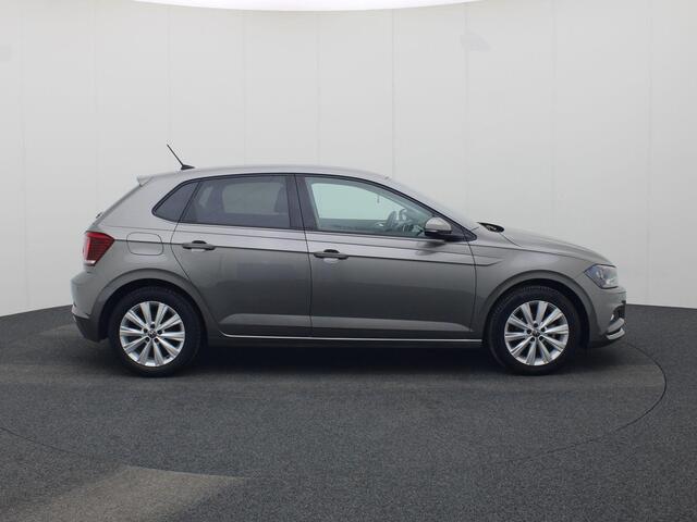 Volkswagen POLO 1.0TSI/95PK Highline · Navigatie · Apple/Android Car Play · Info Active Display · Navigatie · Clima · 16'' velgen · Parkeersensoren