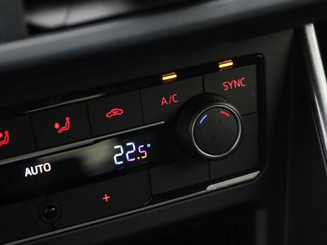 Volkswagen POLO 1.0TSI/95PK Highline · Navigatie · Apple/Android Car Play · Info Active Display · Navigatie · Clima · 16'' velgen · Parkeersensoren