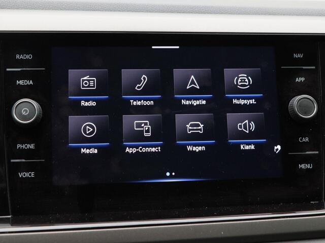 Volkswagen POLO 1.0 TSi Comfortline | Adaptive Cruise | Navigatiesysteem | CarPlay | LED | Sensoren Voor en Achter | 15 Inch | 61.982 Km!!