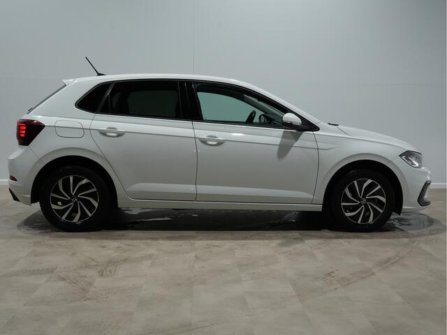 Volkswagen POLO 1.0 TSI 95pk DSG Life Business Navigatie Stoelverwarming Camera Carplay Acc 192