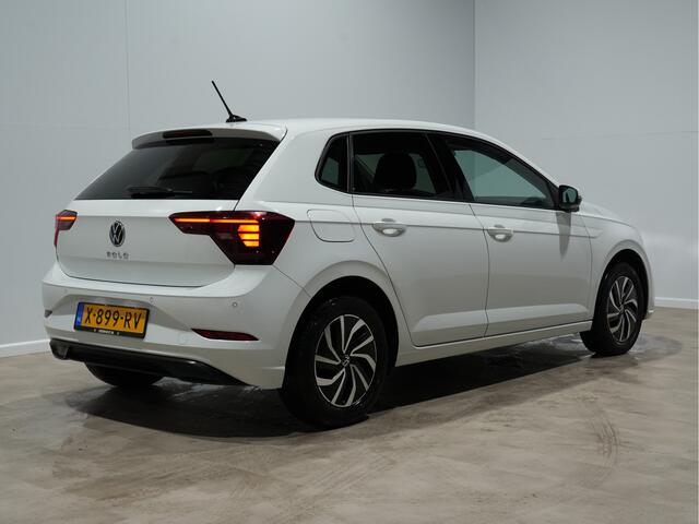 Volkswagen POLO 1.0 TSI 95pk DSG Life Business Navigatie Stoelverwarming Camera Carplay Acc 192