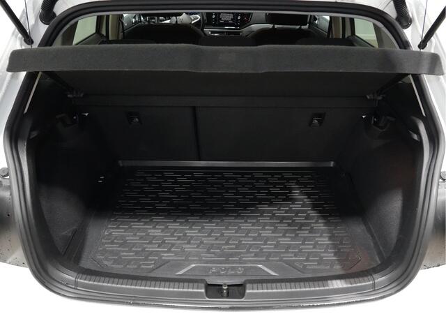 Volkswagen POLO 1.0 TSI 95pk DSG Life Business Navigatie Stoelverwarming Camera Carplay Acc 192