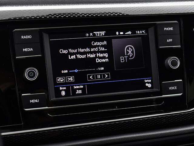 Volkswagen POLO 1.0TSI/95PK Life · Apple/Android Car Play · Airco · Parkeersensoren · Garantie t/m 10-10-2027 of 100.000km