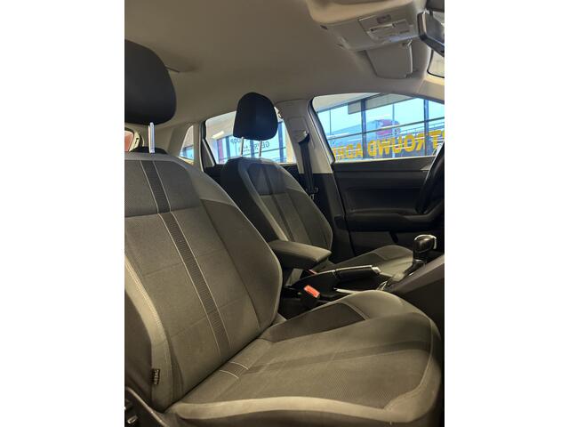 Volkswagen POLO 1.0 TSI Highline Automaat | Adaptieve cruise control | Climate control | Adaptieve rijmodus | Nederlands geleverd | Dealer onderhouden