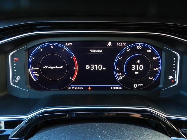 Volkswagen POLO 1.0 TSI Highline - R-Line - Apple CarPlay - Digital Cockpit - Weinig KM's - 100% Onderhouden - Carbon Exclusive