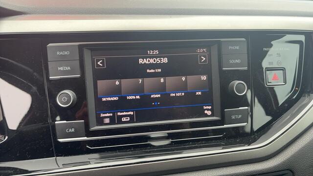 Volkswagen POLO 1.0 TSI Comfortline AUTOMAAT / AIRCO / BLUETOOTH / ACC / ZEER NETJES / NL-AUTO