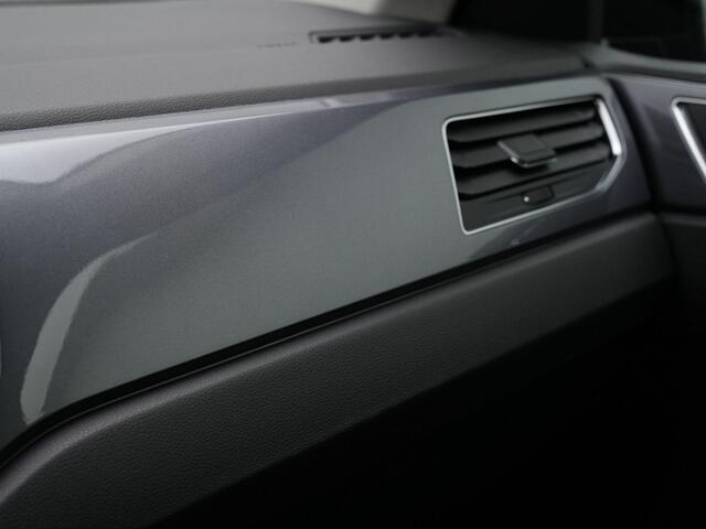 Volkswagen POLO 1.0 TSI 95 pk Style | Panoramadak | IQ Light | Beats | Stoelverwarming | Navigatie | Parkeersensoren voor/achter