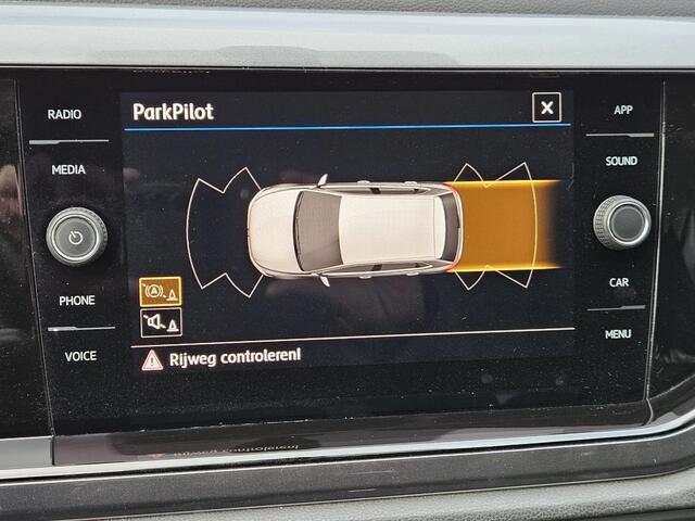 Volkswagen POLO 1.0 TSI Highline Automaat Carplay Stoelvw