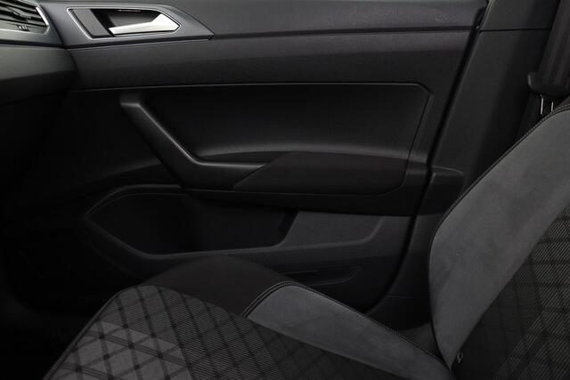 Volkswagen POLO 1.0 TSI R-Line BUSINESS -PANO.DAK|KEYLESS|SPORTONDERSTEL|CAMERA|17"