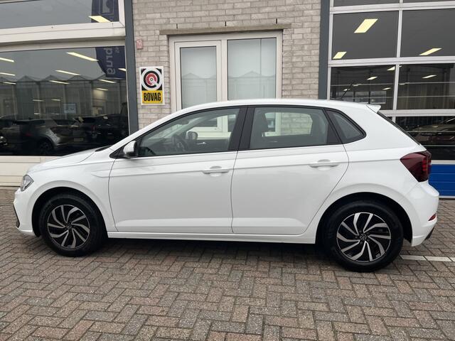 Volkswagen POLO 1.0 TSI Life / AUTOMAAT/ APP-CONNECT/ PARK.SENSOR.V+A/ STOELVERWARMING/ ACC/ NAVI/ LANE-ASSIST/ START-STOP SYSTEEM/ DIGITAL DASH/ CLIMA/ DAB/ ISOFIX/ 15'' LMV