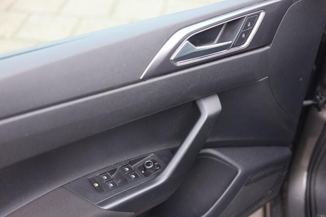 Volkswagen POLO 1.0 TSI HIGHLINE | CARPLAY | NAVI | ACC | 1e EIG!