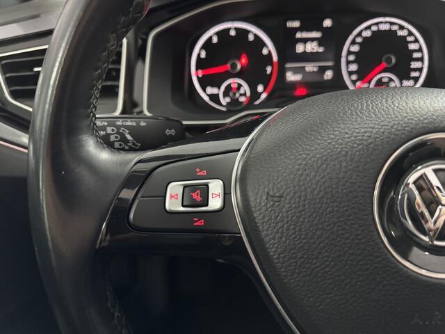 Volkswagen POLO 1.0 TSI Highline 116PK PANO FRONT CARPLAY