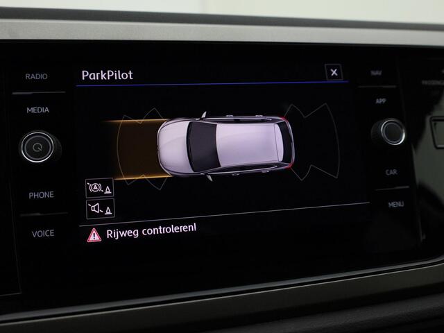 Volkswagen POLO 1.0TSI/95PK Comfortline · Apple/Android Car Play· Navigatie · Airco · Parkeersensoren