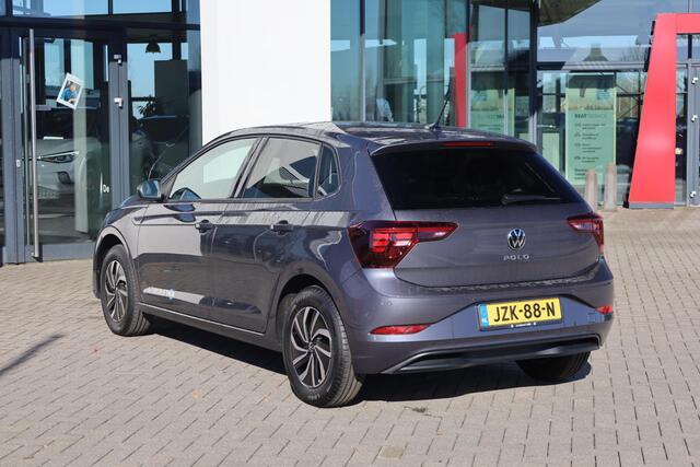 Volkswagen POLO 1.0 TSI Life Edition 95PK / 70kW DSG, Demonstratie voertuig (beschikbaar per 1 september 2026), keyless start & entry, achteruitrijcamera (rear view), parkeersensoren voor en achter (pdc), elektrisch verstel-, verwarm- en inklapbare buitenspiegels, LED-ko