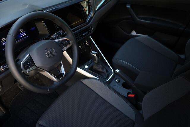 Volkswagen POLO 1.0 TSI Life Edition 95PK / 70kW DSG, Demonstratie voertuig (beschikbaar per 1 september 2026), keyless start & entry, achteruitrijcamera (rear view), parkeersensoren voor en achter (pdc), elektrisch verstel-, verwarm- en inklapbare buitenspiegels, LED-ko