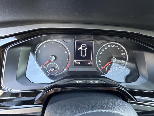 Volkswagen POLO 1.0 TSI Comfortline Nieuwstaat 17.000 km! Incl BOVAG Garantie