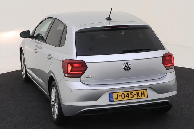 Volkswagen POLO 1.0 TSI Highline / Virtual cockpit / climate control / Getint glas / Navigatie / 16 Inch