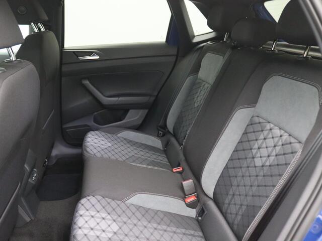 Volkswagen POLO 1.0 TSI R-Line Edition 95PK DSG Pano-Schuifdak, Keyless, Matrix LED-Verlichting, Side Assist, Adaptieve Cruise Control, Achteruitrijcamera, 17" LM Velgen, Navi via Apple Carplay/Android Auto